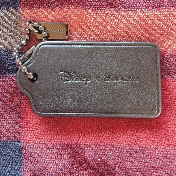 Disney X Coach Mickey hangtag, NIB, from the first Coach Disney collection - Picture 3 of 7